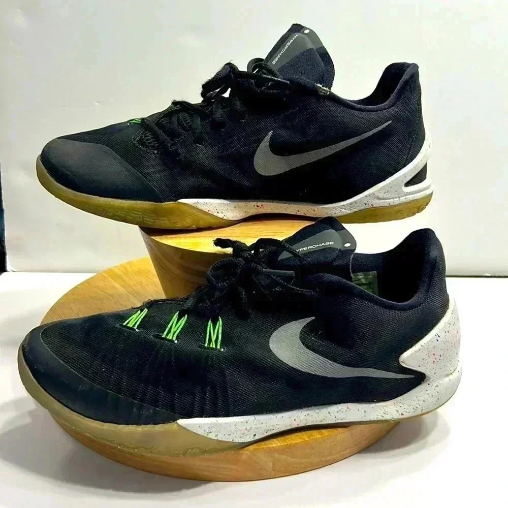 Men’s Nike Hyperchase basketball shoes size 11‎